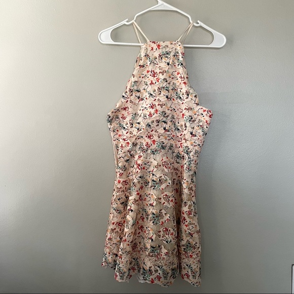 Tularosa Floral Lace Crochet Dress - Picture 10 of 11